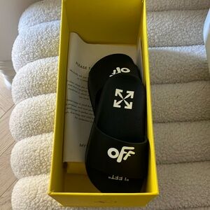 Off white boys shoes